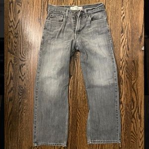 Black Levi’s Straight Leg Jeans